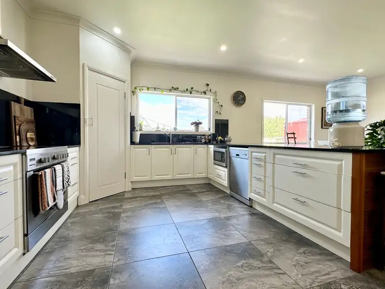 Fourth view of Homely house listing, 52 Venn Avenue, Bordertown SA 5268