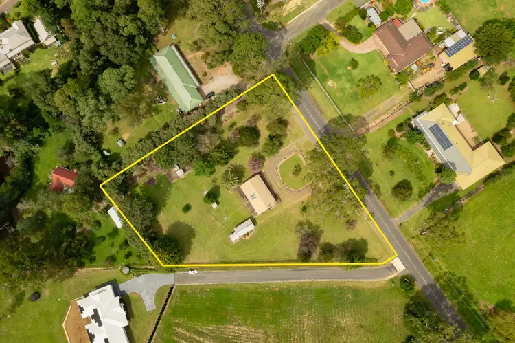 24 Mount Scanzi Road, Kangaroo Valley NSW 2577