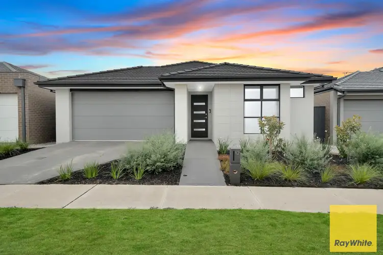 12 Sicily Avenue