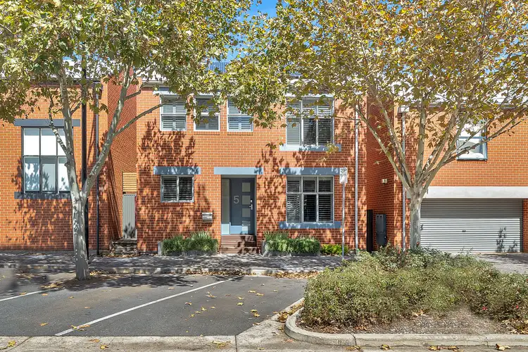 5 Hurtle Parade, Mawson Lakes SA 5095