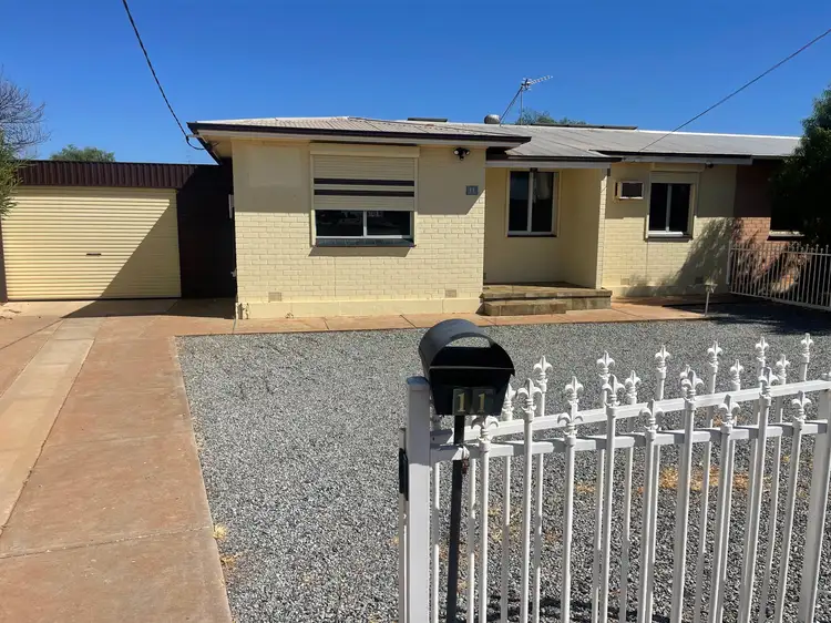 11 Hutchinson Street, Whyalla Stuart SA 5608