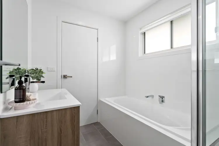 Fifth view of Homely house listing, 2/7 Strata Avenue, Barrack Heights NSW 2528