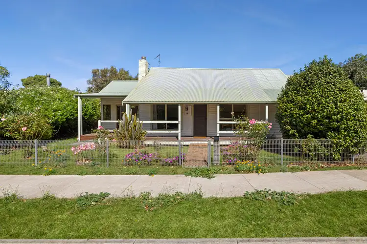 Main view of Homely unit listing, 39B Murphy Street, Romsey VIC 3434