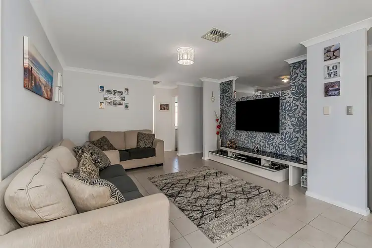 Sixth view of Homely house listing, 17 Maiden Way, Baldivis WA 6171