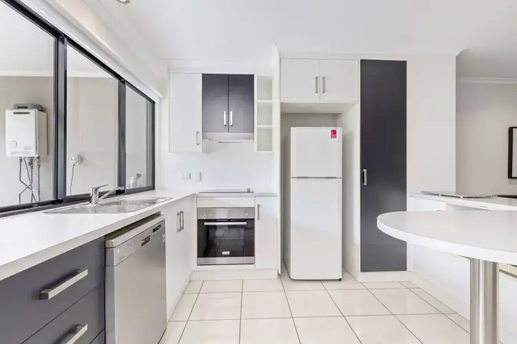 Fourth view of Homely unit listing, 8/16 Riverview Street, Emerald QLD 4720