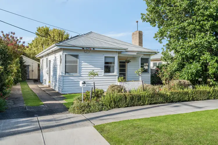 14 Patern Street, Highton VIC 3216