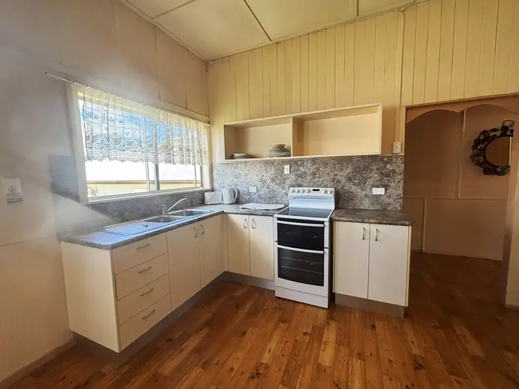 39 Glynn Street, Dimbulah QLD 4872