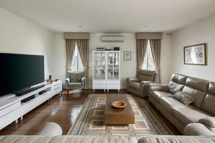 Third view of Homely house listing, 10 Gladwyn Avenue, Bentleigh East VIC 3165