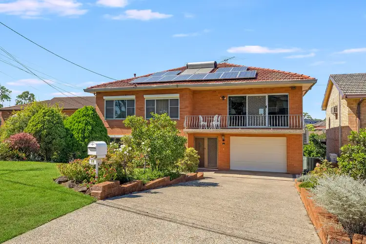 11 Suncroft Avenue, Georges Hall NSW 2198