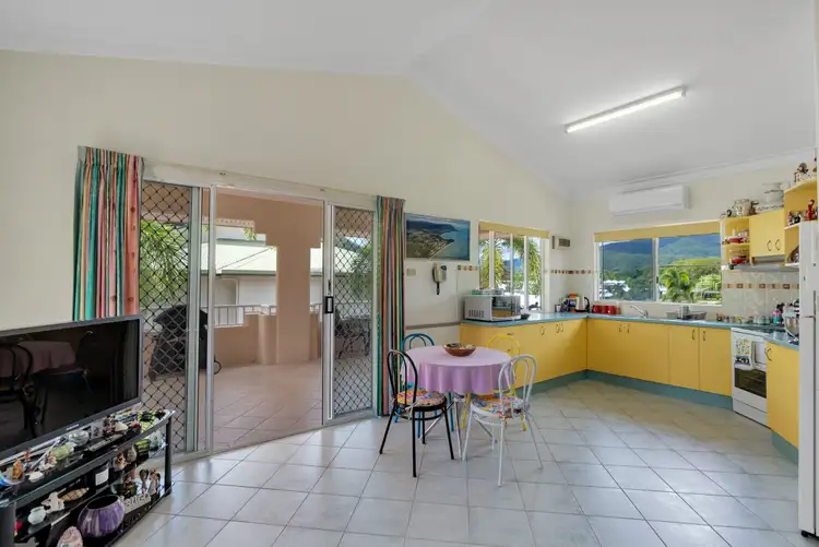 Fifth view of Homely unit listing, 6/95 Moore Street, Trinity Beach QLD 4879