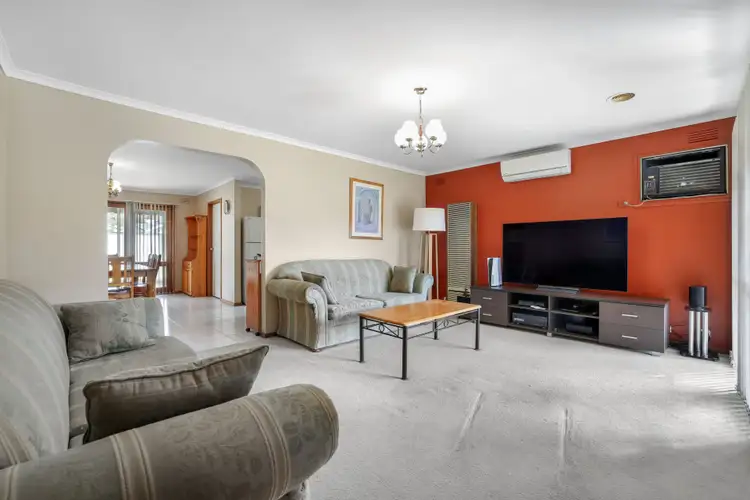 Second view of Homely house listing, 6 Arnold Court, Hoppers Crossing VIC 3029