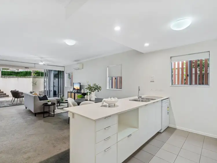 Fifth view of Homely unit listing, 14/62 Waldheim Street, Annerley QLD 4103