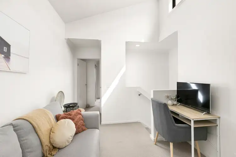 Fifth view of Homely townhouse listing, 38 Grenville Walk, Lalor VIC 3075