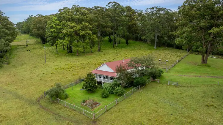 8591 Armidale Road