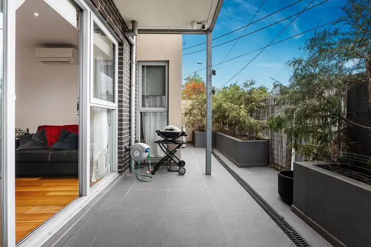 Sixth view of Homely apartment listing, 4/1 Mackie Road, Bentleigh East VIC 3165
