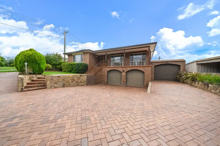 Second view of Homely house listing, 4 Bogan Place, Kaleen ACT 2617