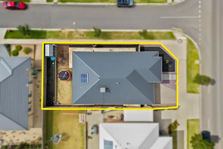 Second view of Homely house listing, 138 Stonehill Drive, Maddingley VIC 3340