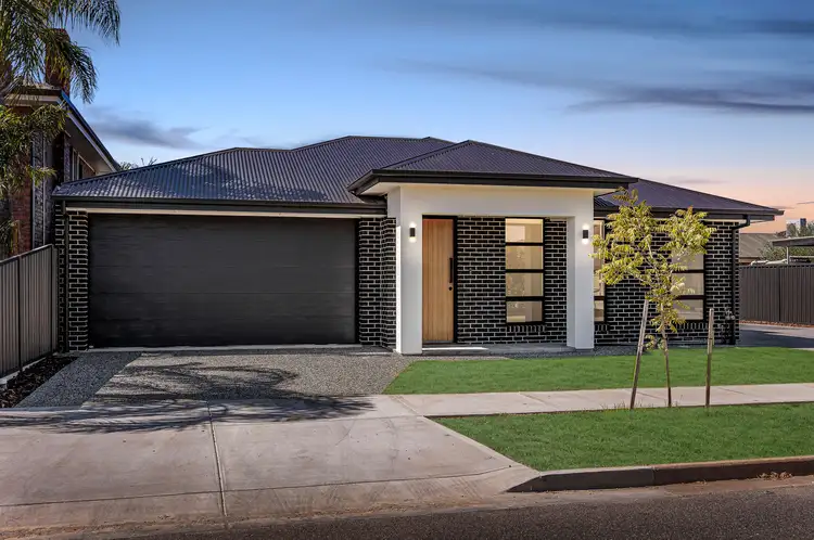 7 Drummond Avenue, Findon SA 5023