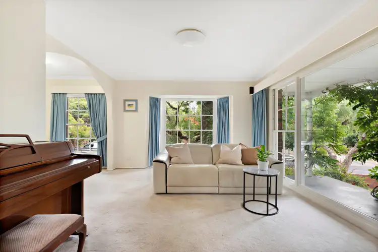 Second view of Homely house listing, 3 Barwon Avenue, Frankston VIC 3199