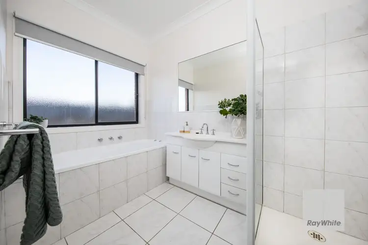Third view of Homely house listing, 40 Jindabyne Avenue, Taylors Hill VIC 3037