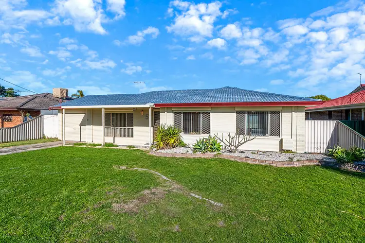 5 Kopai Crescent, Waikiki WA 6169