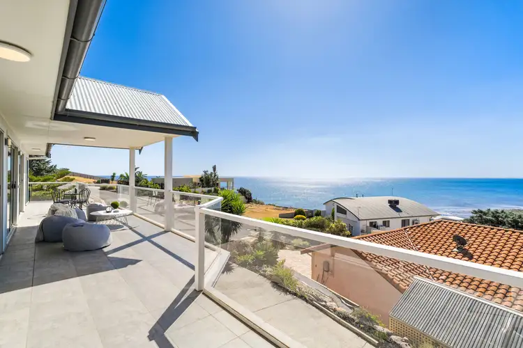 18 Albatross Walk, Hallett Cove SA 5158
