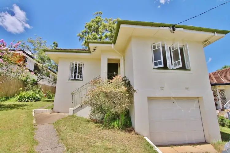 30 Palm Avenue, Holland Park West QLD 4121