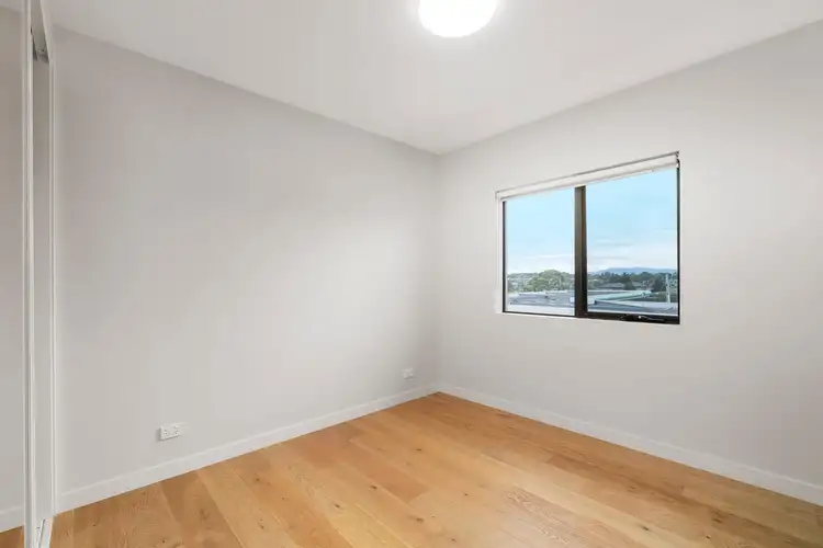 Fifth view of Homely unit listing, 302/213 Burwood Highway, Burwood East VIC 3151