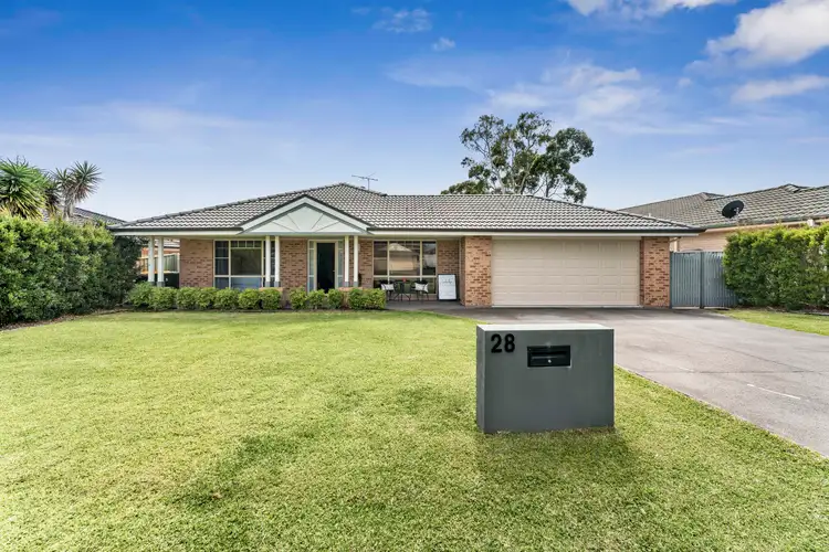 28 Dangar Circuit, Medowie NSW 2318