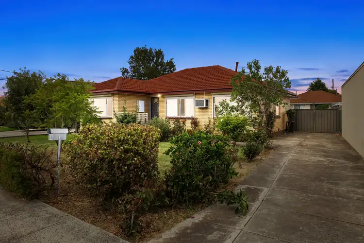 14 Canberra Grove