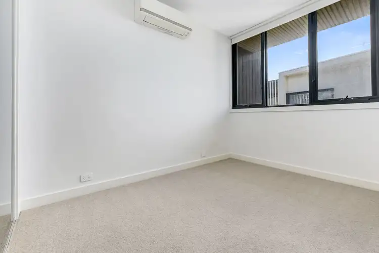 Fifth view of Homely townhouse listing, 60 Kokoda Place, Mordialloc VIC 3195