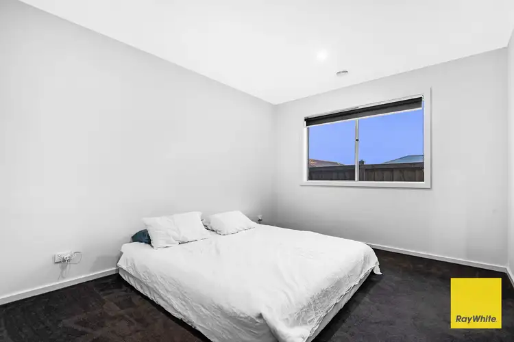 Fifth view of Homely house listing, 2 Gilfillan Circuit, Thornhill Park VIC 3335