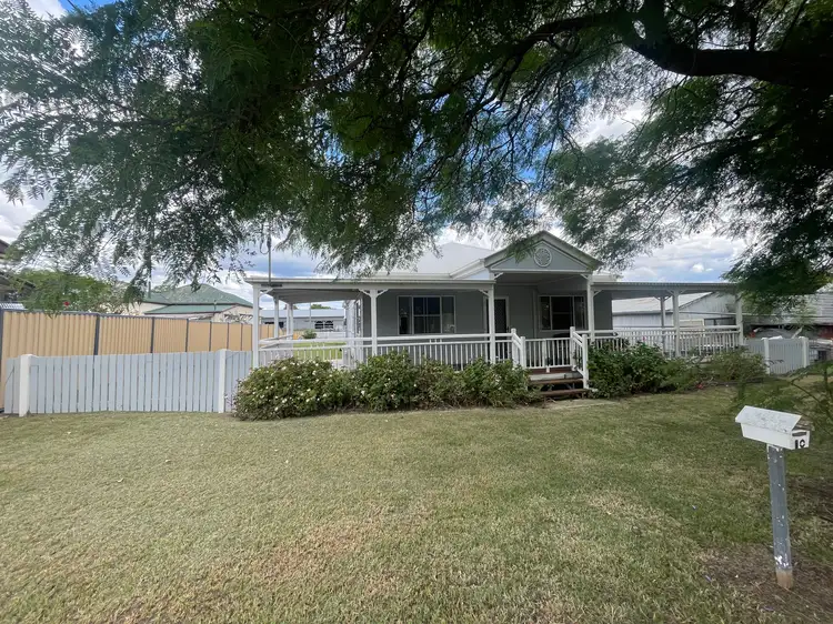 10 Lillian Street, Pittsworth QLD 4356