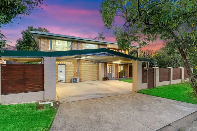 18 Shirland Street, Macgregor QLD 4109