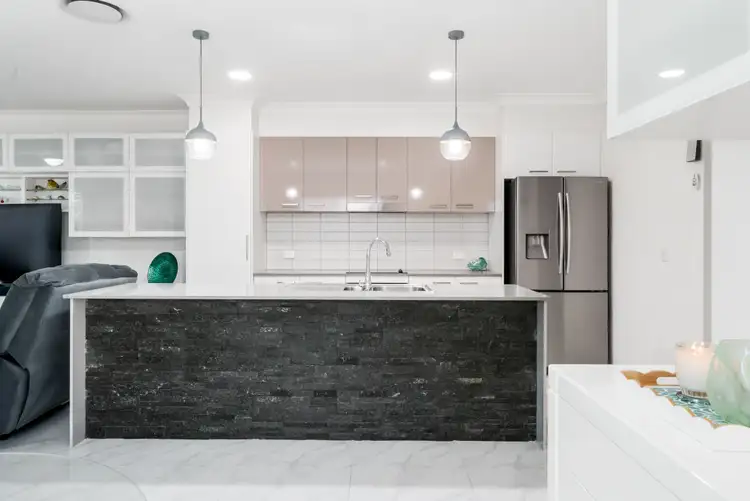 Sixth view of Homely semi-detached listing, 15a Sapphire Place, Elanora QLD 4221
