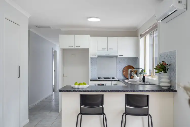Fifth view of Homely house listing, 4 Dodd Place, Roxburgh Park VIC 3064