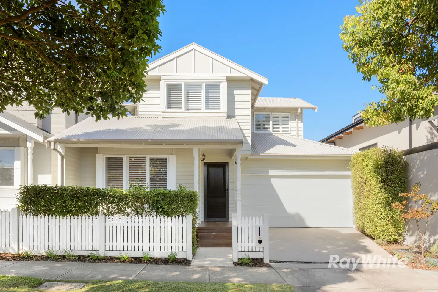 Main view of Homely townhouse listing, 2a Darling Street, Hughesdale VIC 3166