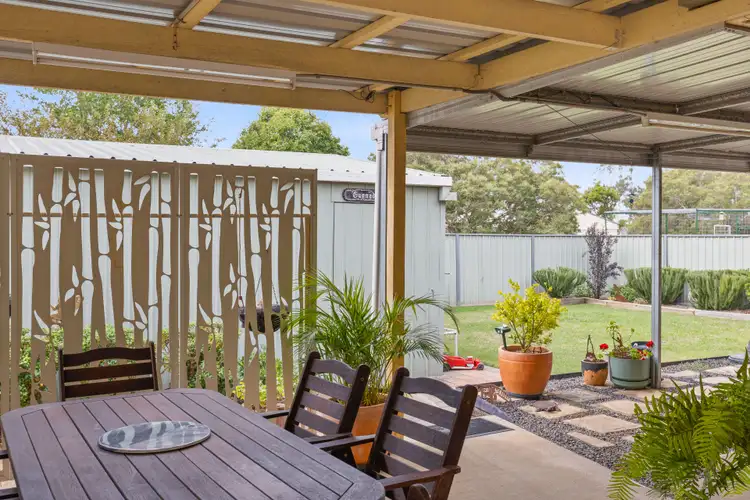 Sixth view of Homely house listing, 2 Shannon Court, Oakey QLD 4401