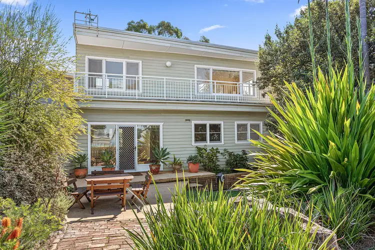24 Hilltop Avenue, Wollongong NSW 2500