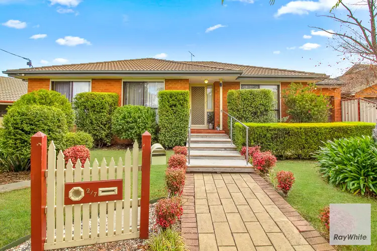 Main view of Homely house listing, 2/7 Buckingham Street, Sydenham VIC 3037