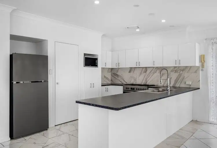 Sixth view of Homely house listing, 8 Chapman Street, West Hoxton NSW 2171