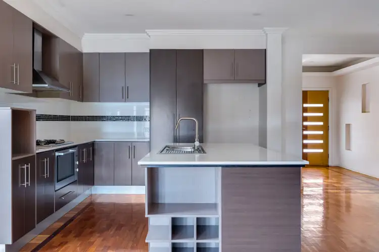 Fifth view of Homely house listing, 21 Glenbrae Street, Craigieburn VIC 3064