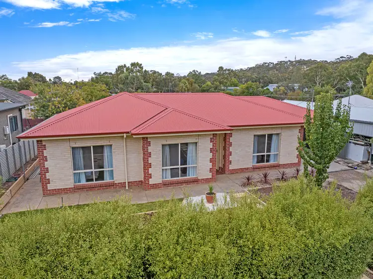 4a Powell Place, Clare SA 5453