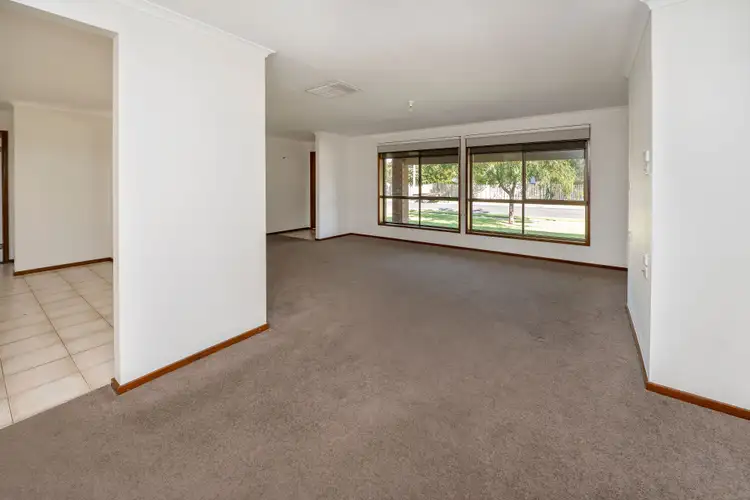 Fifth view of Homely house listing, 1 Hazel Court, Swan Hill VIC 3585