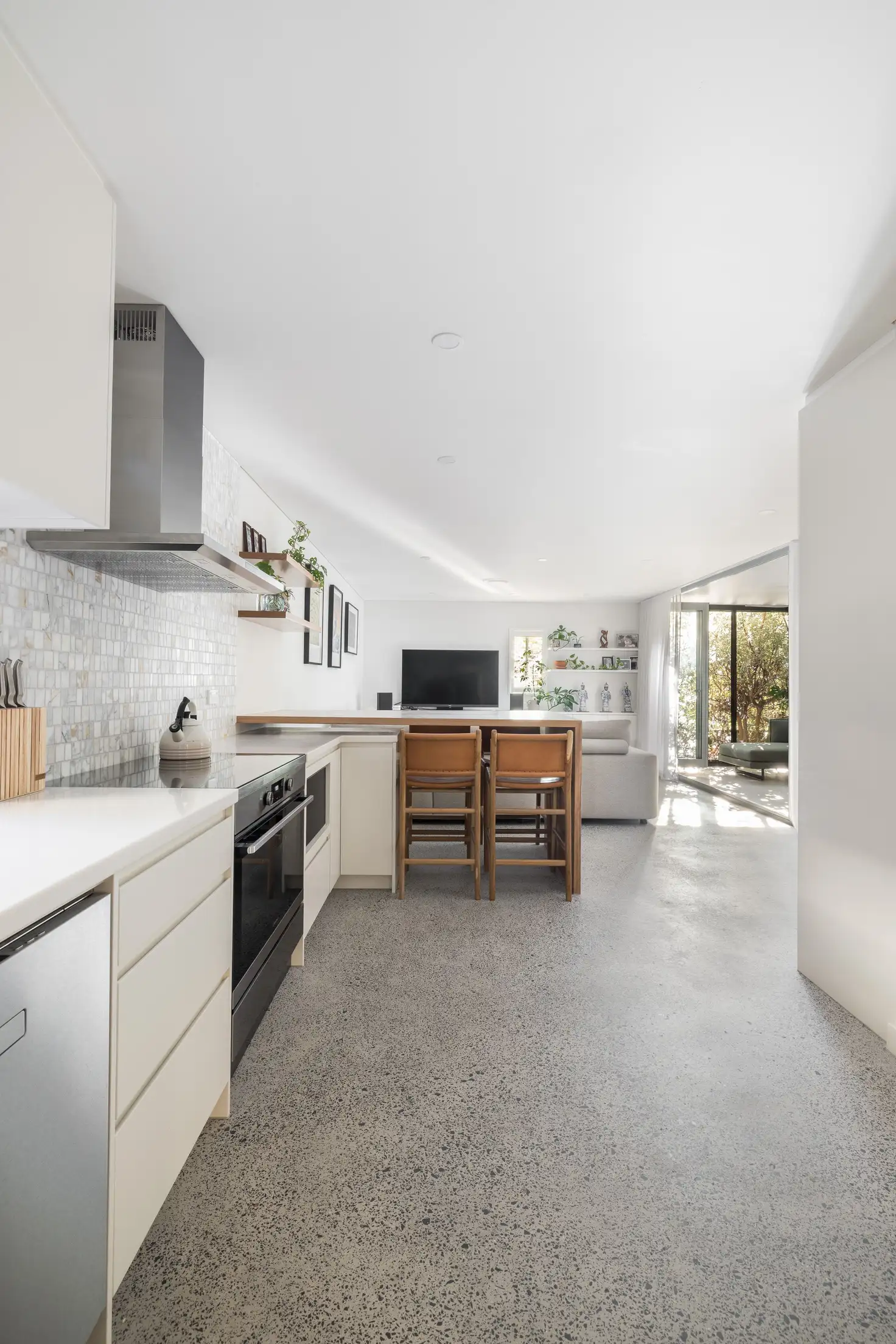 Main view of Homely unit listing, 4/118 Pacific Parade, Dee Why NSW 2099