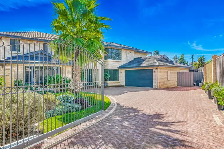 5 Rose Bay Court, Kallaroo WA 6025