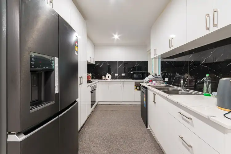 9 Dunnell Street, Maddington WA 6109