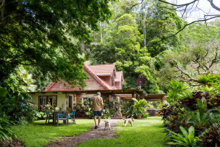 822 Cedar Creek Road