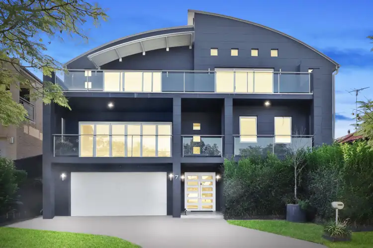 7 Valenti Crescent, Kellyville NSW 2155