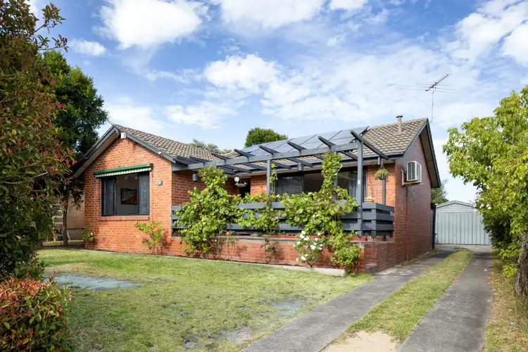 8 Nodding Avenue, Frankston North VIC 3200
